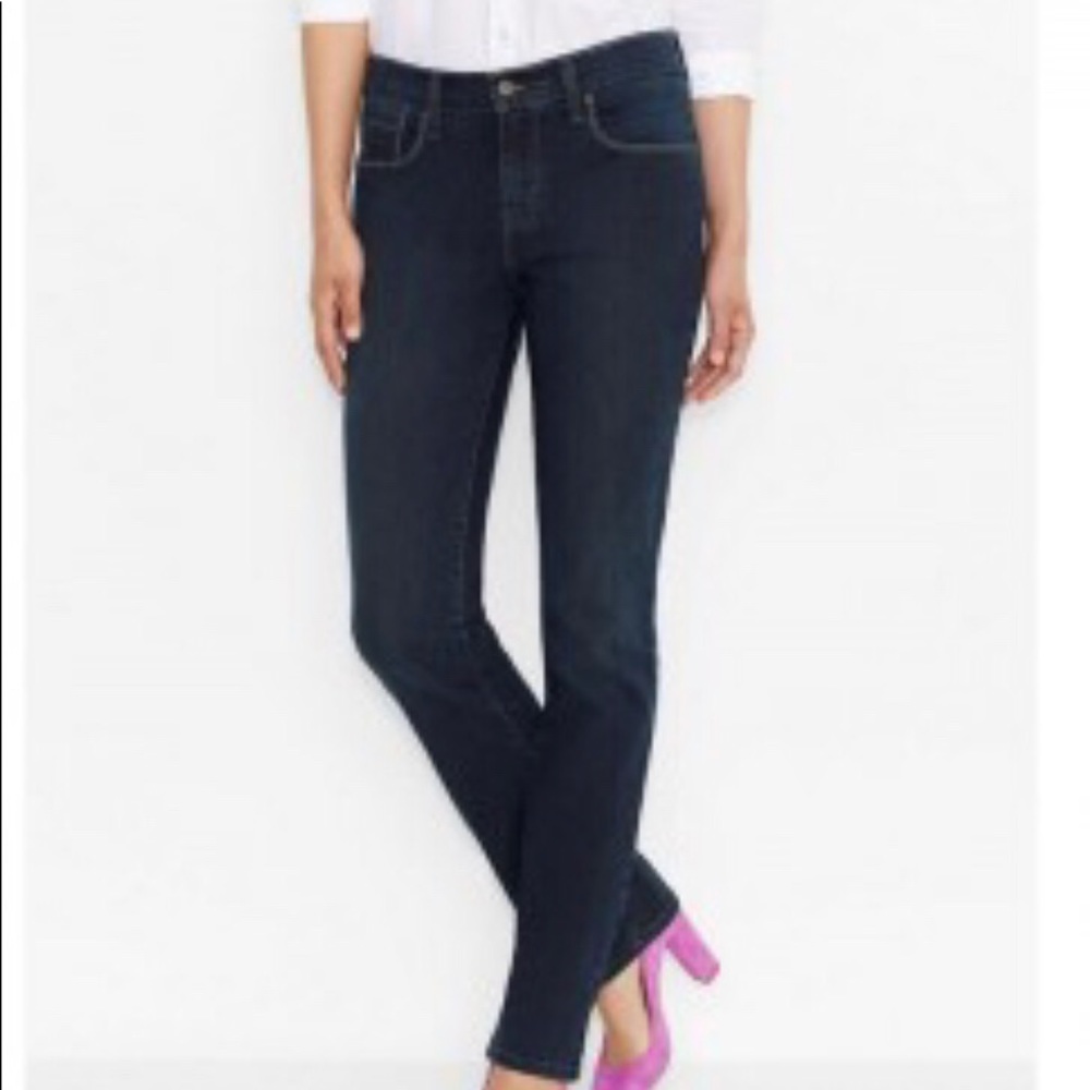 Levi's 505 EUC dark wash size 29